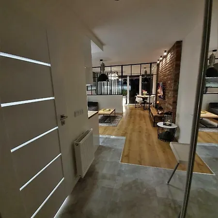 Meta 20 Apartment
